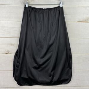Vtg Vanity Fair Half Slip 2XL Black Feminine Cottage Embroidered Lace Trim Slits
